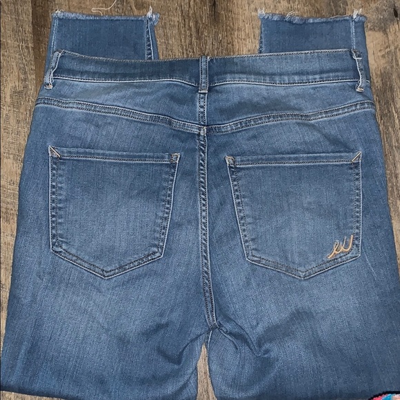 🔥Express🔥 - Picture 2 of 3